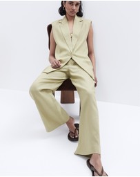 UNISON - Sleeveless Linen Blazer