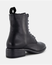 Shelly Shen - Trip Ankle Boots
