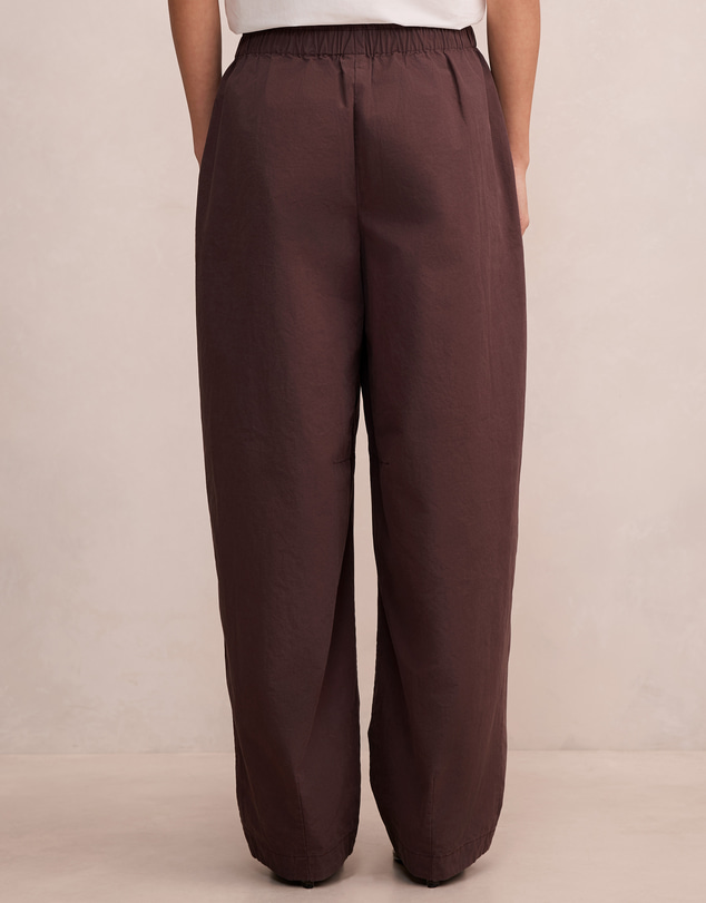 Forever New - Rowan Barrel Leg Pants