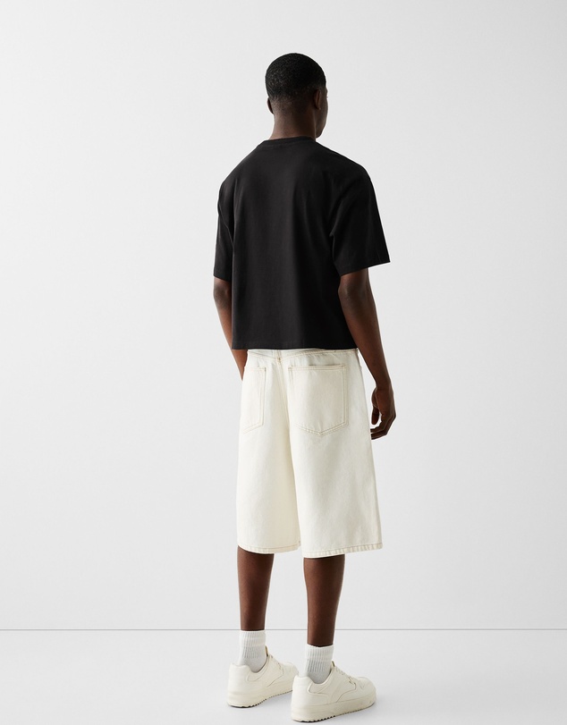 Bershka - Boxy Fit Cropped Short Sleeve T-shirt