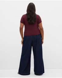 City Chic - Kara Henley Rib Tee