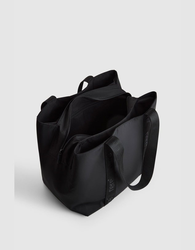 Nere - Seeker Large Tote Bag