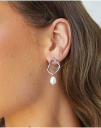 Izoa - Serenity Earrings