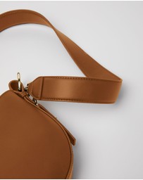 Mon Purse - Smooth Leather Saddle Bag