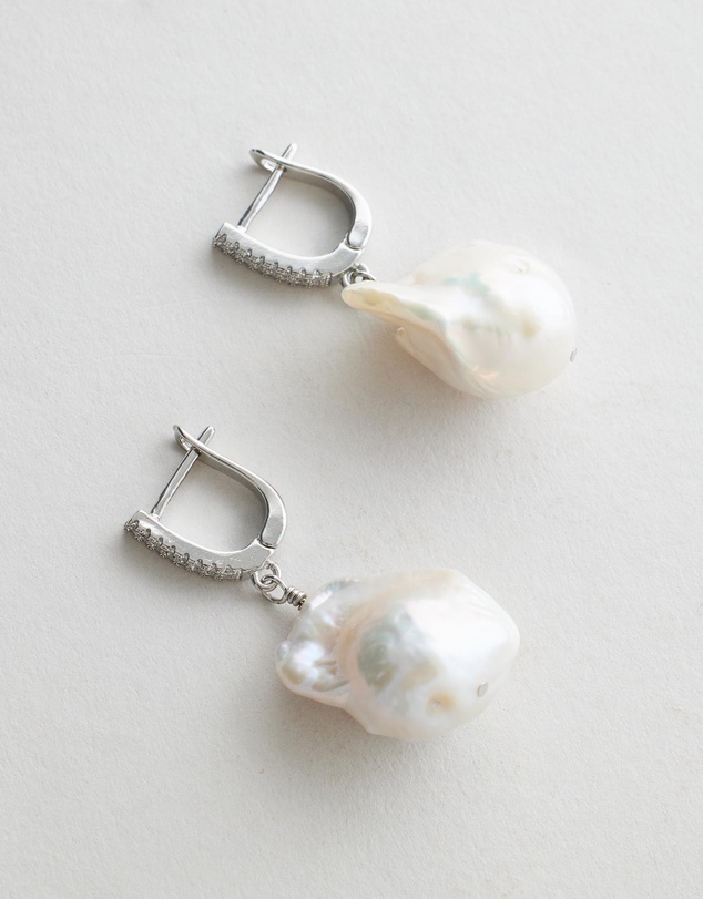 Carly Paiker - Marino Baroque Pearl Earrings