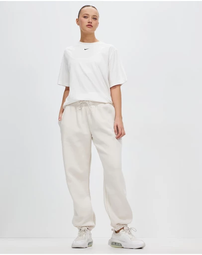 Nike - Sportswear Woman's Essential T-Shirt