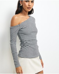 AERE - Aeliana Off Shoulder Top