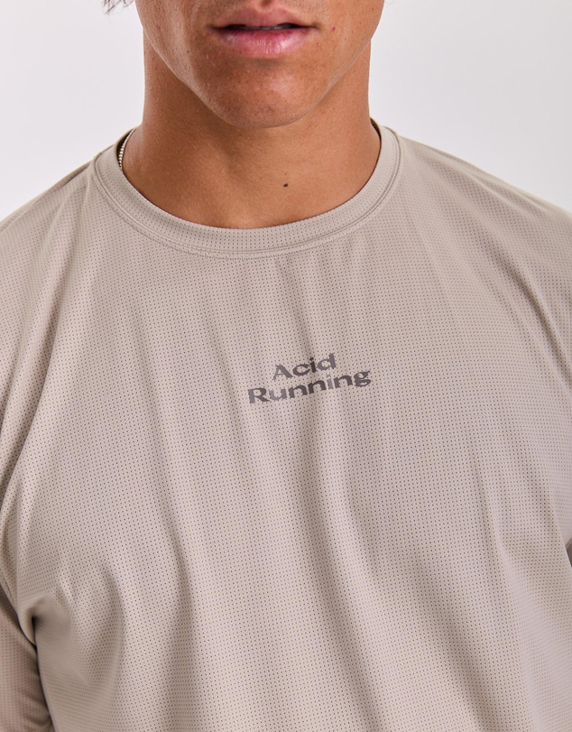 Acid Running - Hare Tech Tee - ICONIC EXCLUSIVE