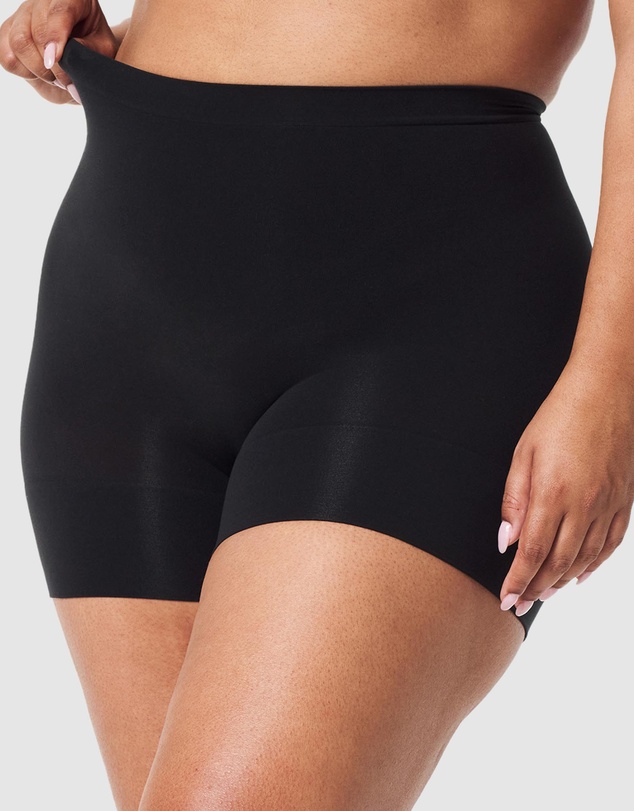 Spanx - Everyday Seamless Shaping Shorty