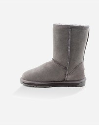 Ozwear Connection Uggs - Ugg Classic Short Boots (Water Resistant)
