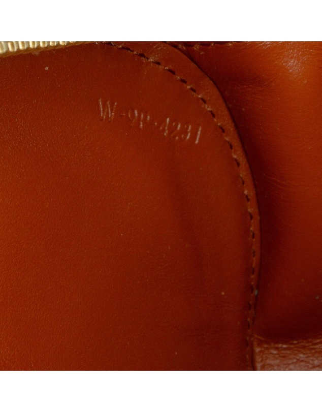 Pre-Loved by Azura Reborn - Pre-Loved Small Calfskin Cuir Triomphe Oval Crossbody