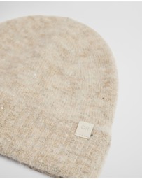 Country Road - Sequin Fluffy Beanie