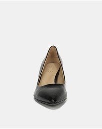 Naturalizer - Everly Kitten Heel - Black