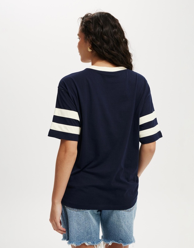 Cotton On - V Neck Oversized Graphic Tee