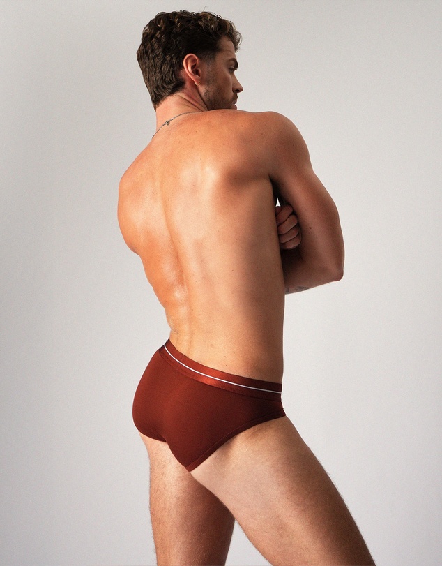 TEAMM8 - Icon Brief