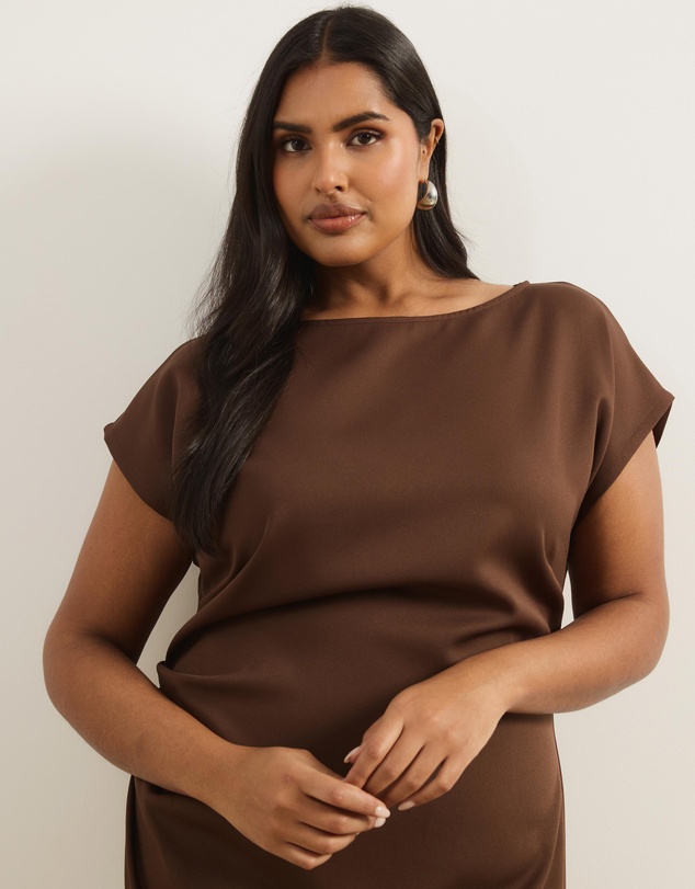 Atmos&Here Curvy - Talia Rouched Midi Dress