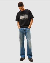 Tommy Jeans - 90s Distressed Flag Tee