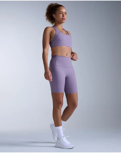 2XU - Form Stash Hi-Rise 6 Inch Compression Shorts with Pockets