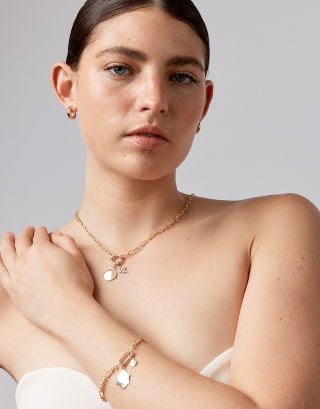 Michael Hill - Twisted Paperclip Pendant Connector in 10k Yellow Gold