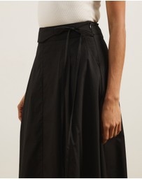 Atmos&Here - Tova Belt Detail Maxi Skirt