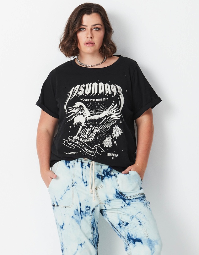 17 Sundays - On Tour Tee