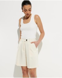 Calli - Saige Tailored Shorts