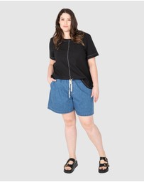 Love Your Wardrobe - Pia Denim Short