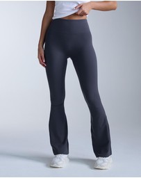 2XU - Fluid Hi-Rise Flare Pants