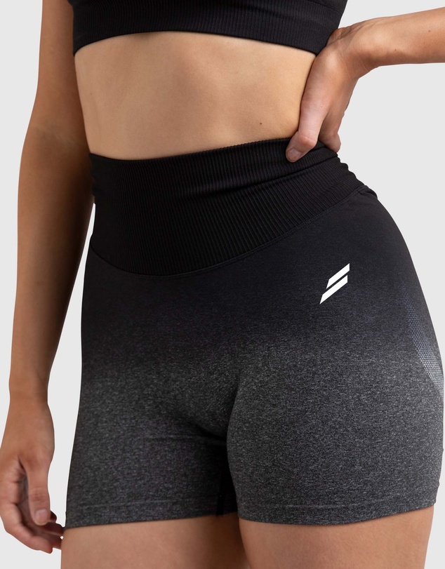 Doyoueven - Ombre Scrunch Seamless Shorts