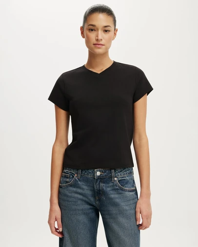 Cotton On - 90s Baby V-Neck Tee