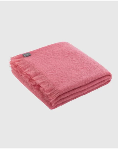 St Albans - Mohair Throw Rose