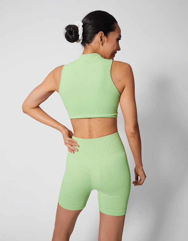 Locomotion - Beveled Seamless Crop Top