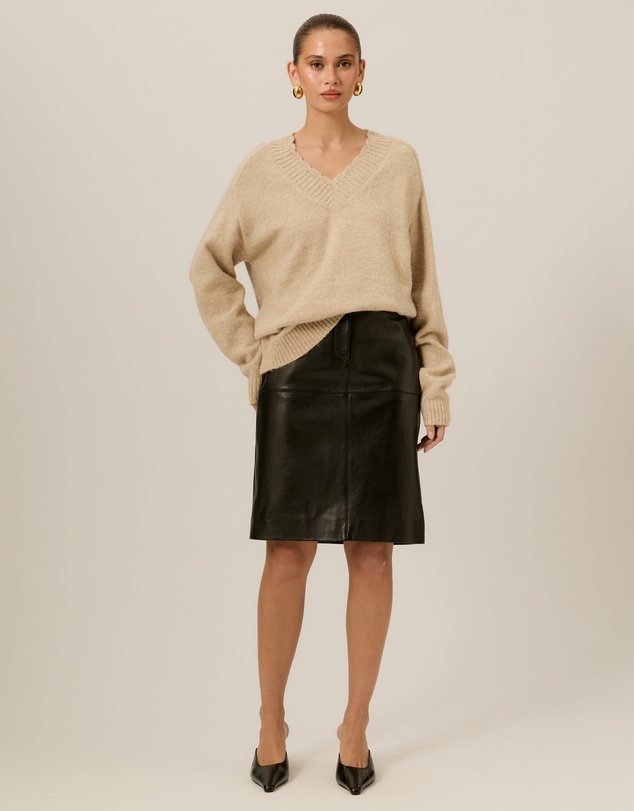 Tussah - Georgia V-Neck Relaxed Jumper