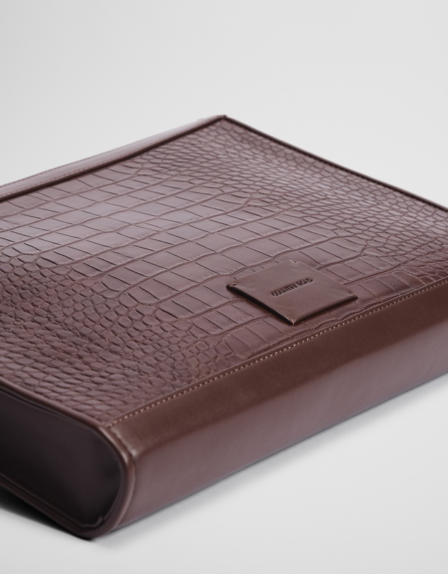 Country Road - Zip Top Tech Case