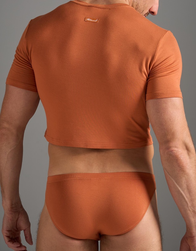 TEAMM8 - Body Bamboo Crop Tee