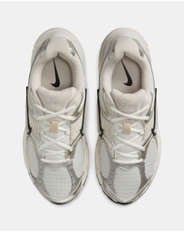 Nike - V5 RNR - Women's