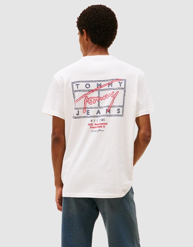 Tommy Jeans - Regular Sign Spray Short Sleeve T-Shirt