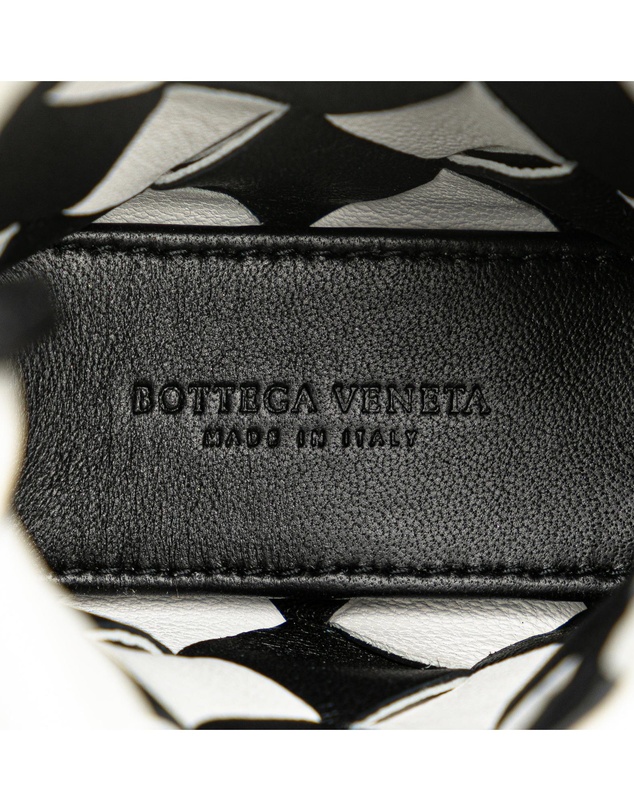 Pre-Loved by Azura Reborn - Pre-Loved bottega veneta Intrecciato Small Top Handle Bag