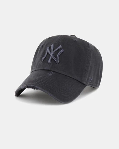 47 - Clean Up Distressed New York Yankees Cap