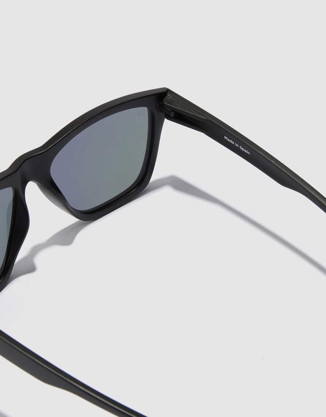 Hawkers Co - Black Joker One Ls Sunglasses for Men and Women UV400