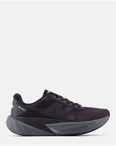New Balance - FuelCell Rebel v5 (Wide Fit) - Women's