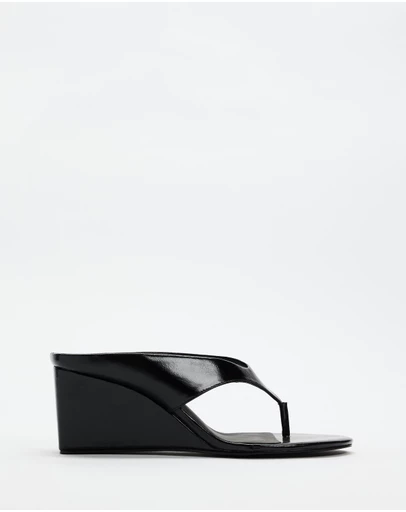 AERE - Pixie Leather Thong Wedges - Women's