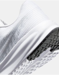 Nike - Run Defy - Women's