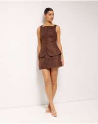 AERE - Straight Neck Vest