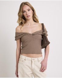 Subtitled - Mily Rib Ruffle Top