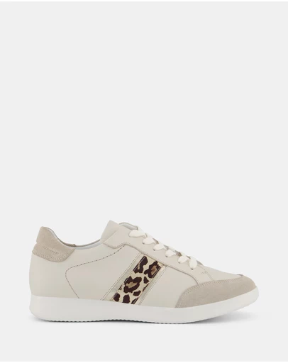 Miss Sofie - Idle Sneakers