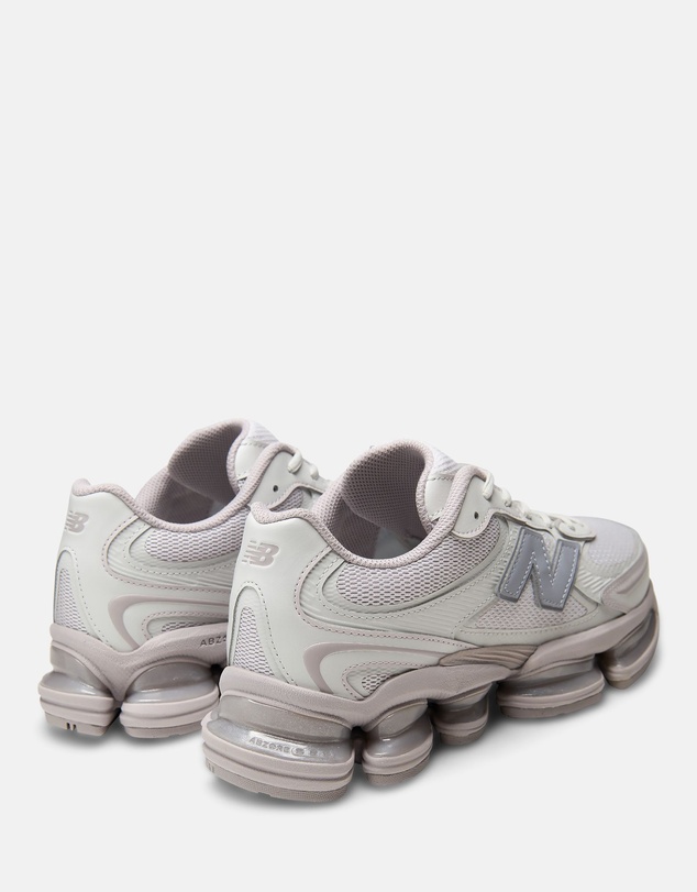 New Balance - ABZORB 2000 Luxe - Unisex