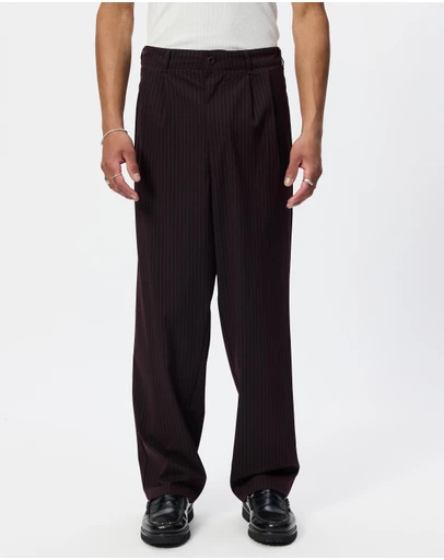 X-Large - Amplify Pleated Trousers