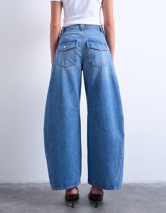 TOPSHOP - Horseshoe Mid Rise Barrel Leg Jeans