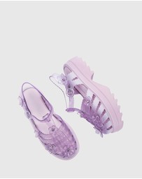 Melissa - Melissa Possession Platform + Susan Fang